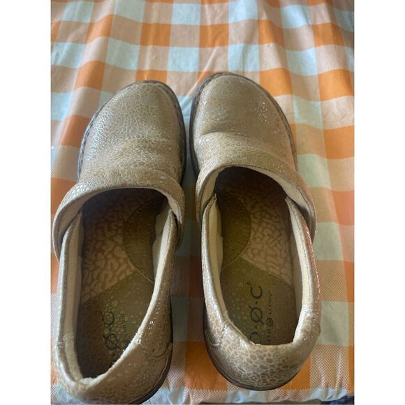 BOC Born Concept Womens Tan Pebbled Leather Round Toe Slip On Clogs Size 8M - Picture 14 of 14